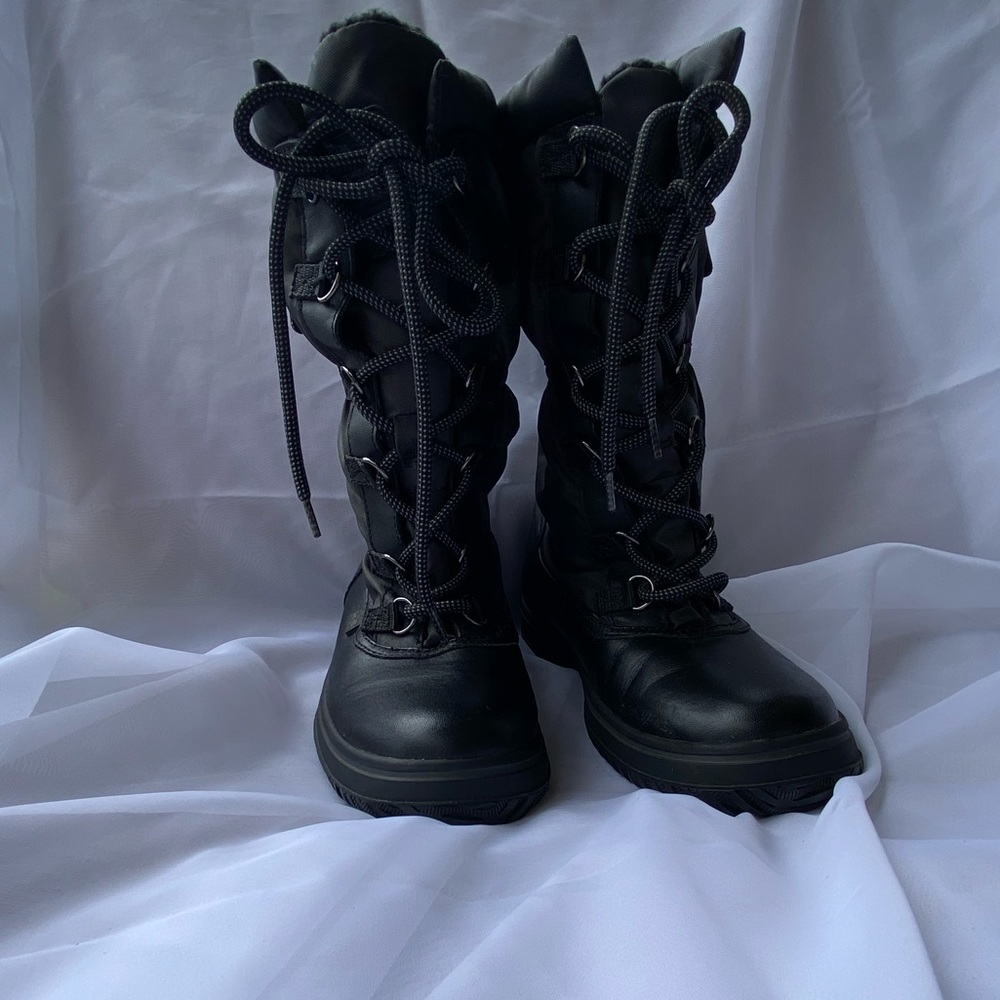 Coach boots